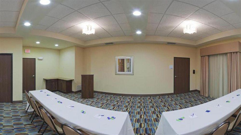 Holiday Inn Express & Suites Lubbock Southwest - Wolfforth By Ihg Exterior photo
