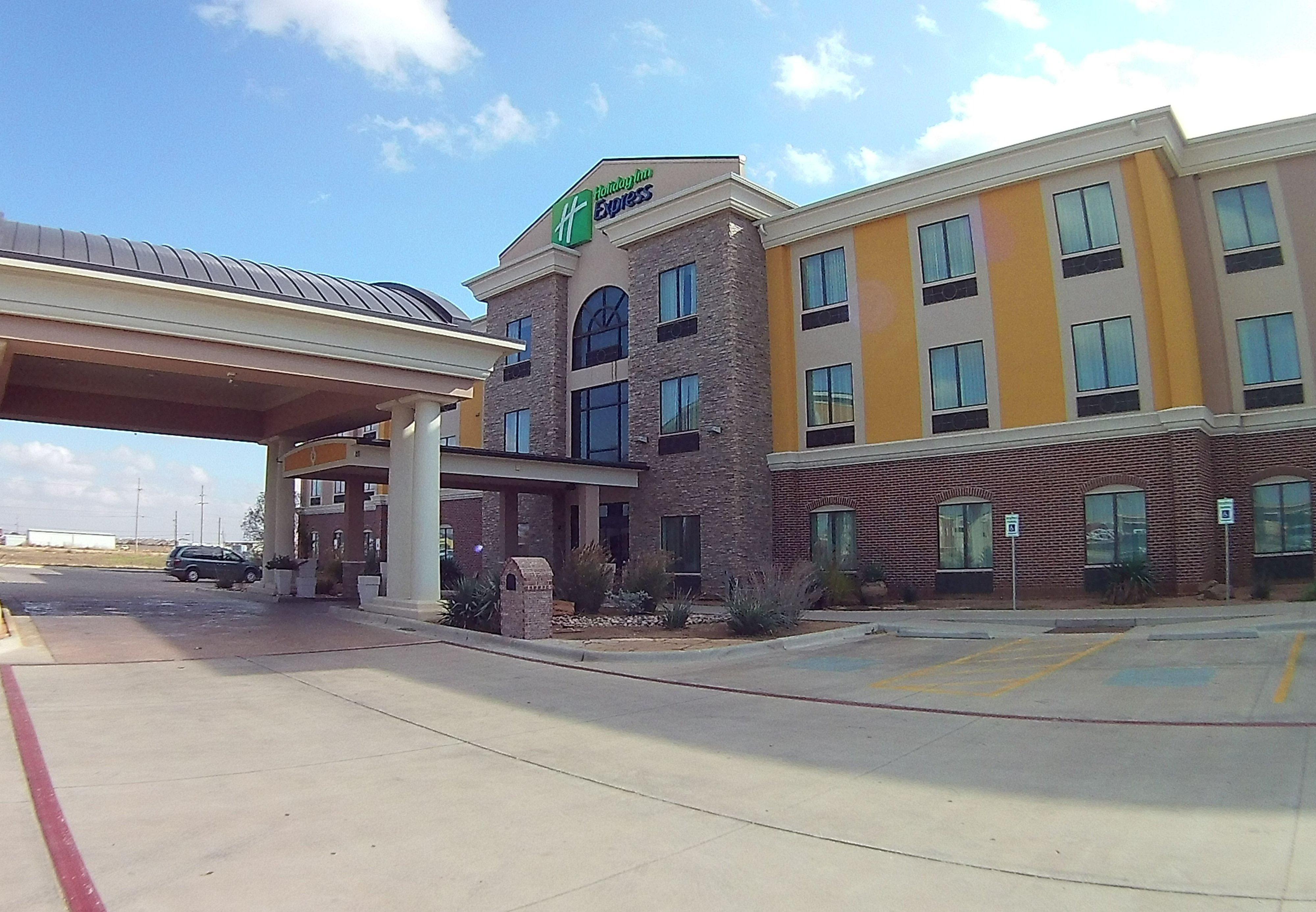 Holiday Inn Express & Suites Lubbock Southwest - Wolfforth By Ihg Exterior photo